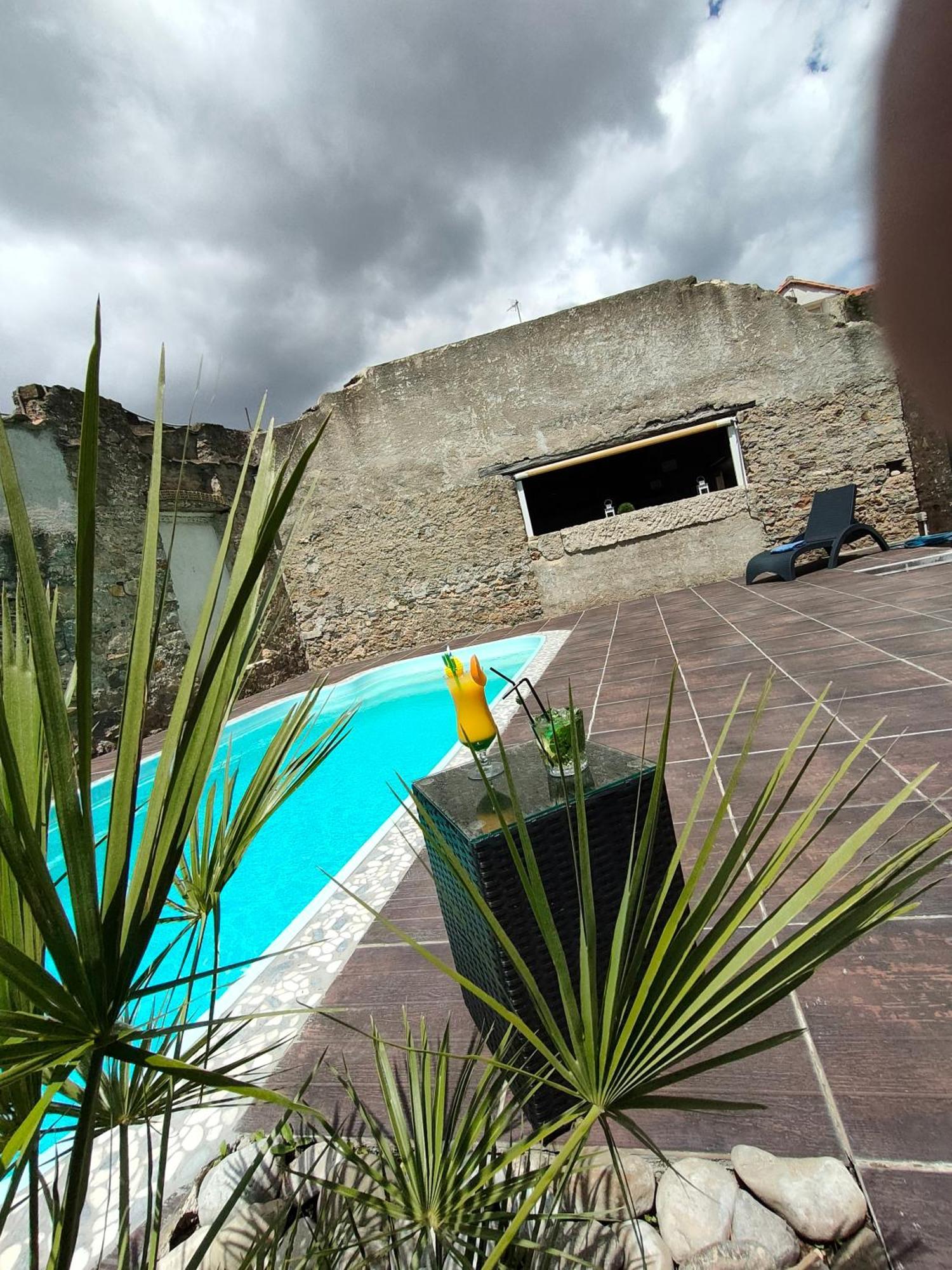 Hotel Restaurant L'Art Des Mets By Cote Jardin Conilhac-Corbières Exterior foto